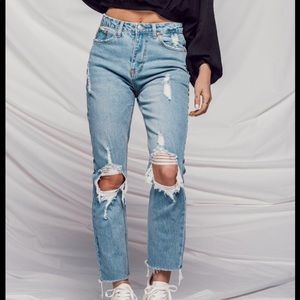 VESTIQUE All Season Long Denim in Light Wash Women’s size small